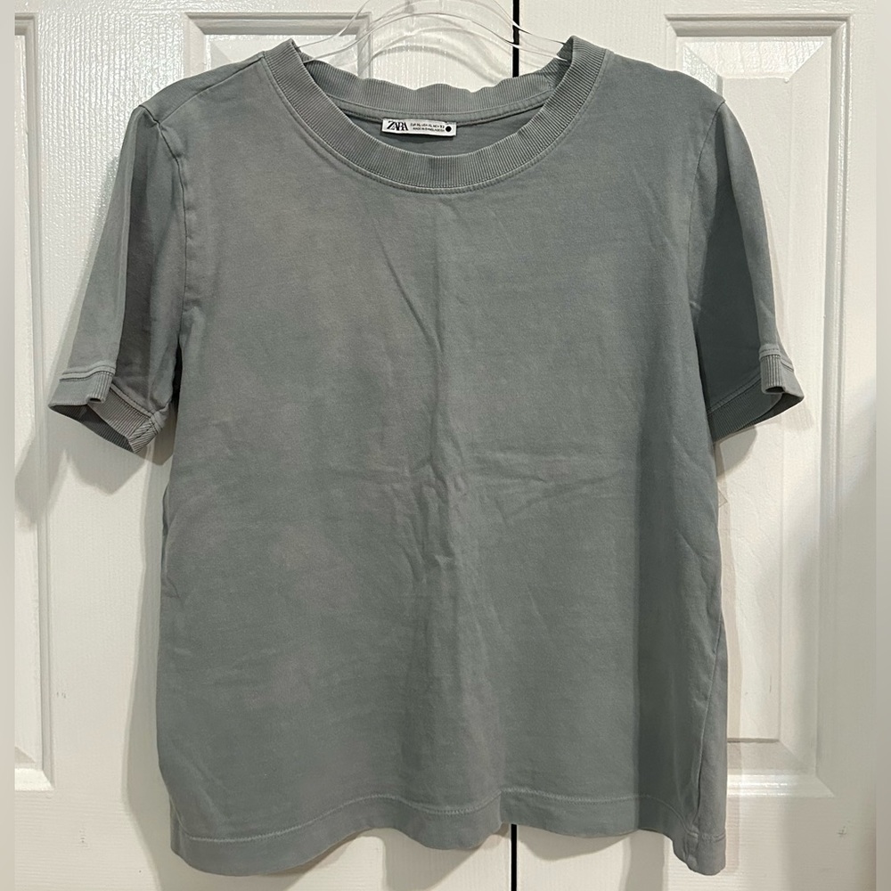 Zara T-Shirt